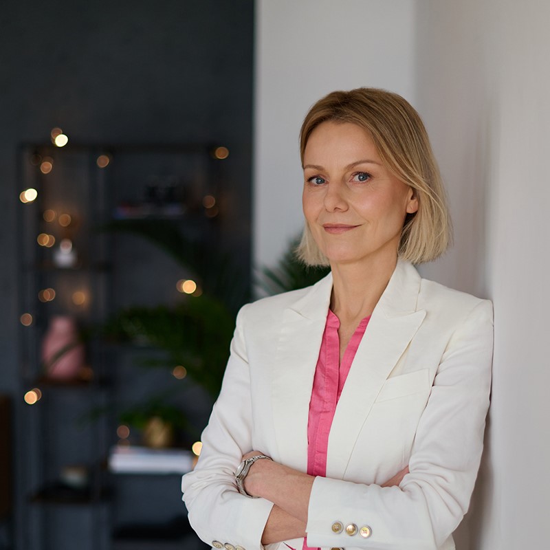 anna.klamann@housebay.pl